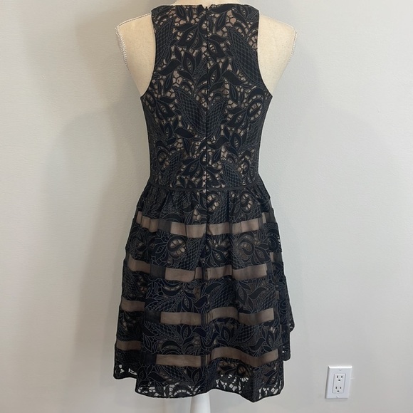 Aidan Mattox - Sleeveless Fit and Flare Cocktail - Picture 5 of 9